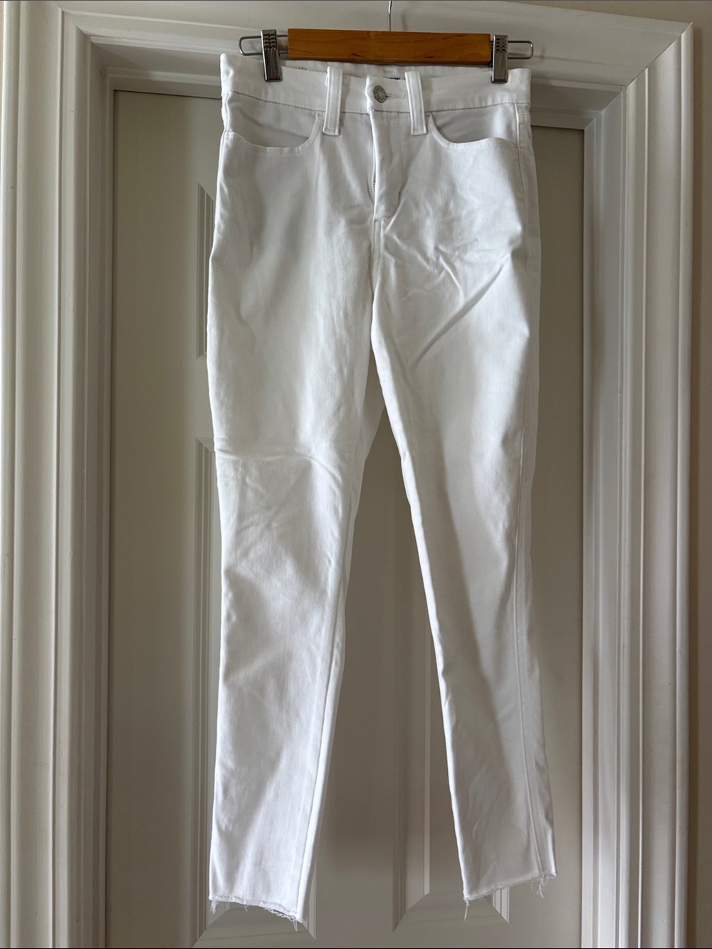 Levi's White Skinny Jeans for Women
